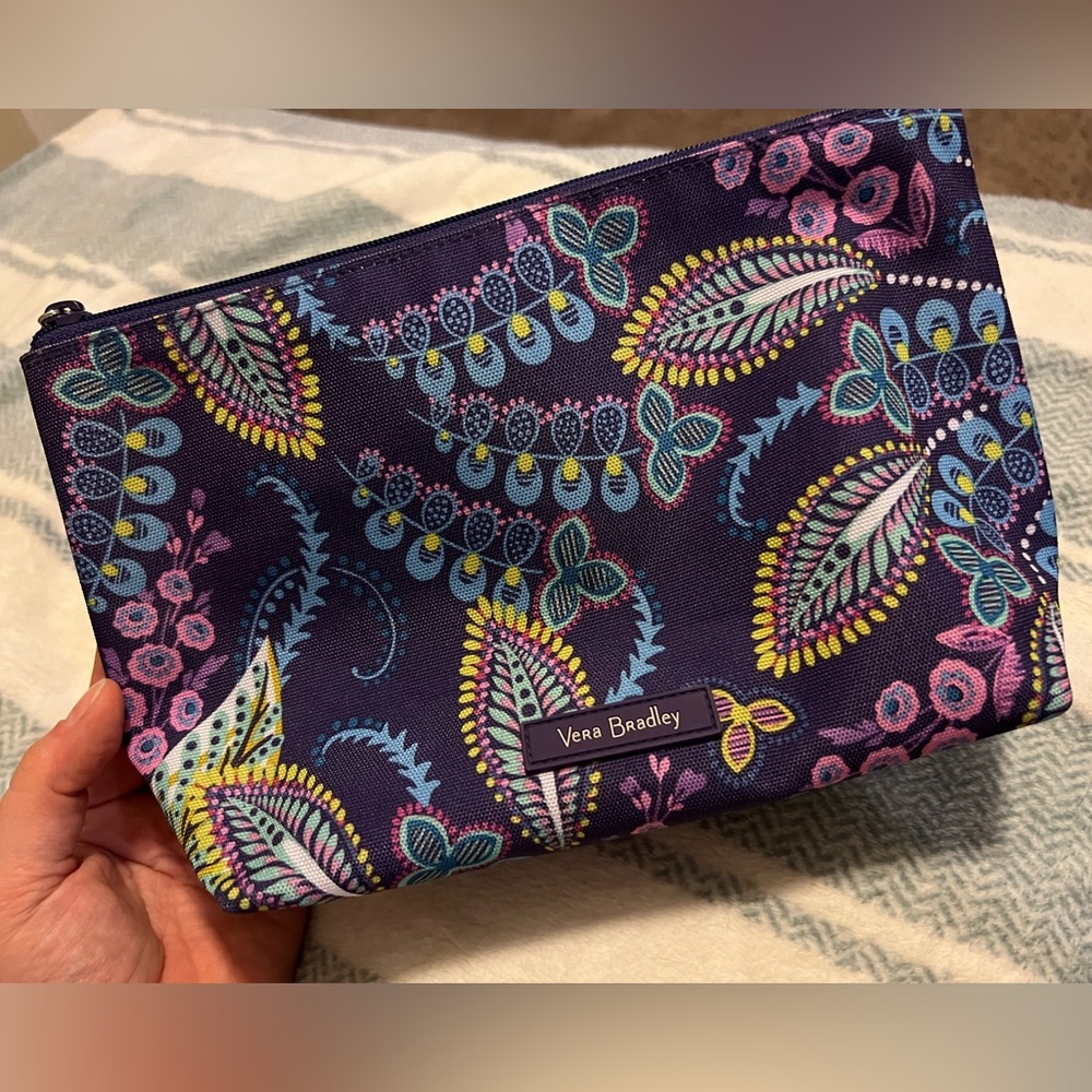 VERA BRADLEY BATIK LEAVES